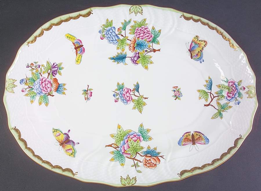 Queen Victoria (Green Border) 15" Oval Serving Platter by Herend-1