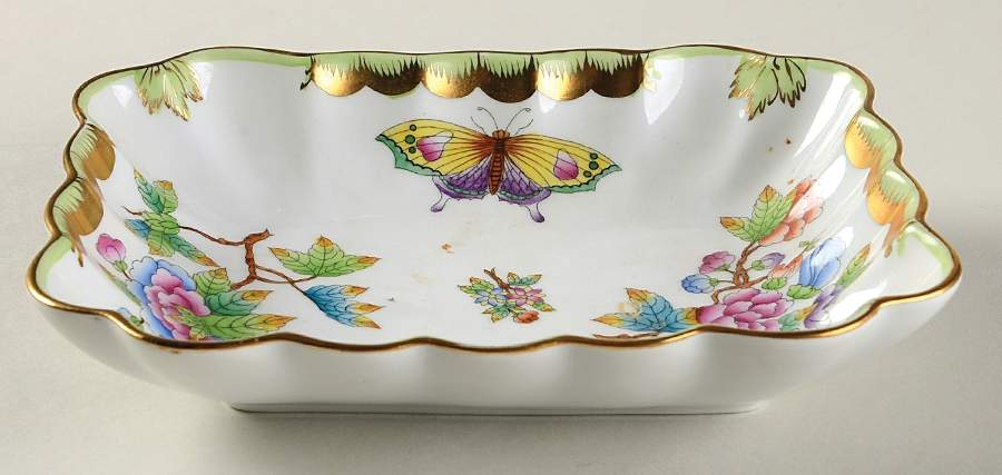Queen Victoria (Green Border) Oblong Nut Dish by Herend-1