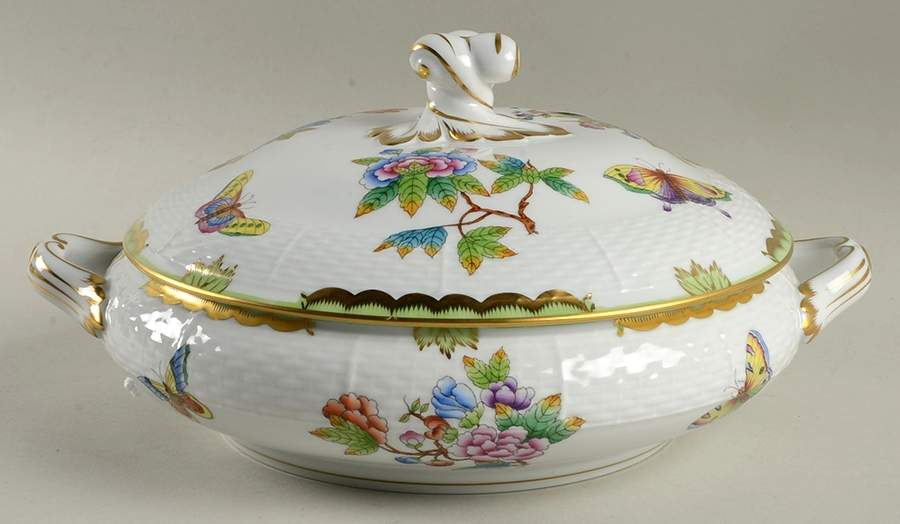 Queen Victoria (Green Border) Round Covered Vegetable by Herend-1