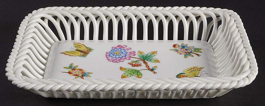 Queen Victoria (Green Border) 6" Rectangular Open Weave Basket by Herend-1