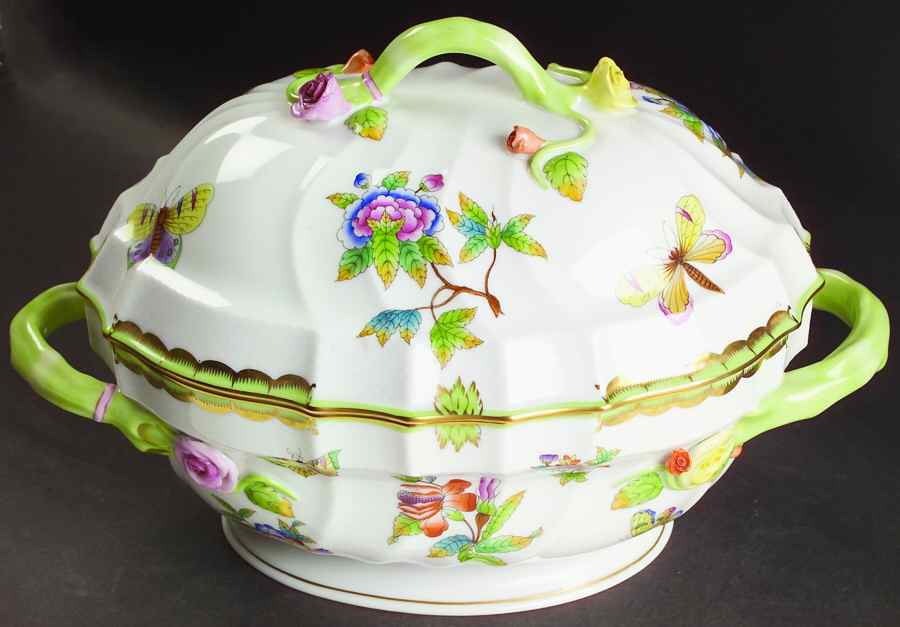 Queen Victoria (Green Border) Oval Tureen & Lid by Herend-1
