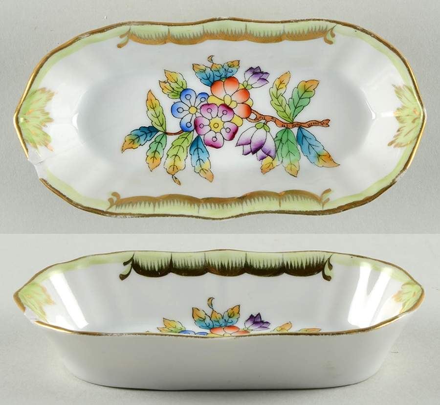 Queen Victoria (Green Border) Pin Tray by Herend-1