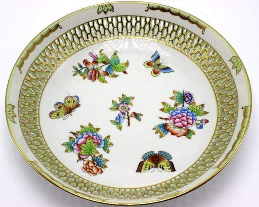 Queen Victoria (Green Border) Large Pierced Berry Bowl by Herend-1