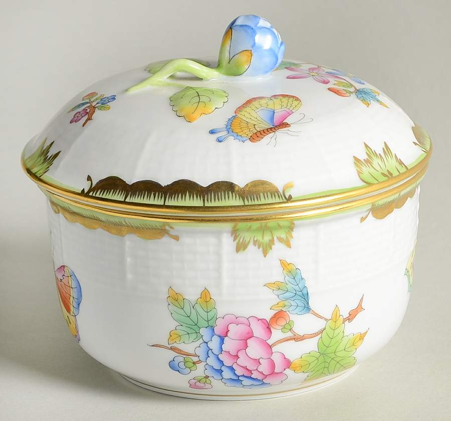 Queen Victoria (Green Border) Sugar Bowl & Lid by Herend-1