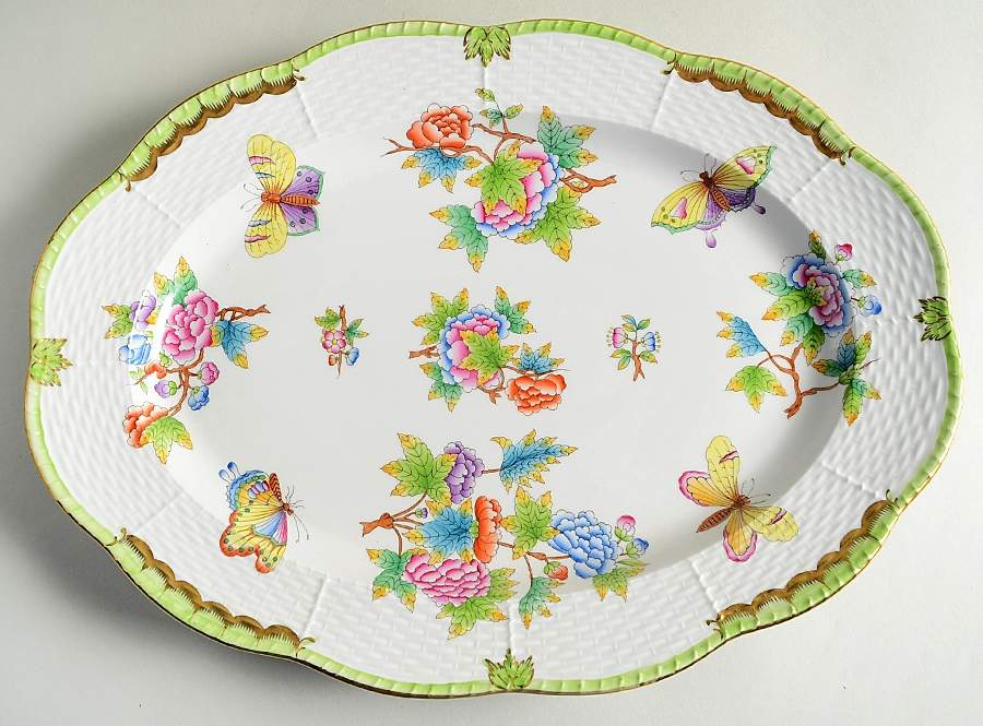 Queen Victoria (Green Border) 13" Oval Serving Platter by Herend-1