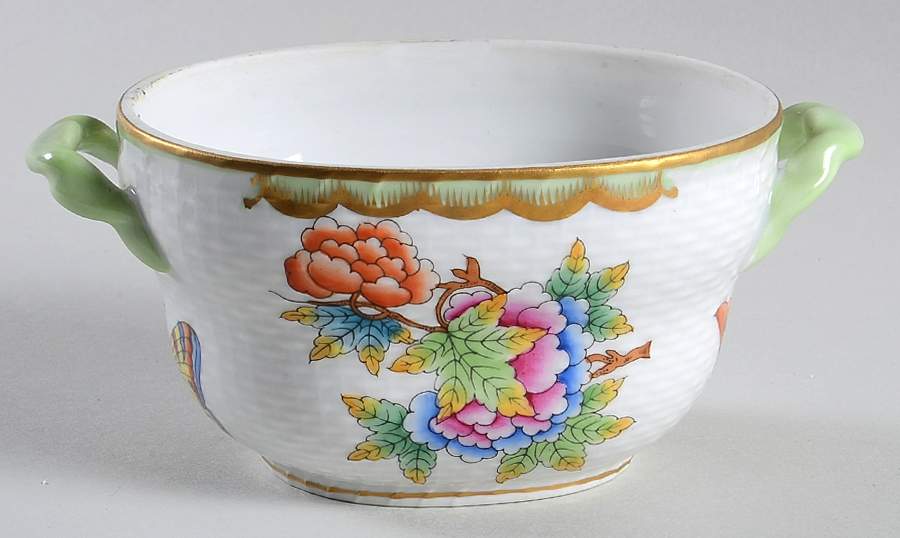 Queen Victoria (Green Border) Small Candy Box No Lid by Herend-1