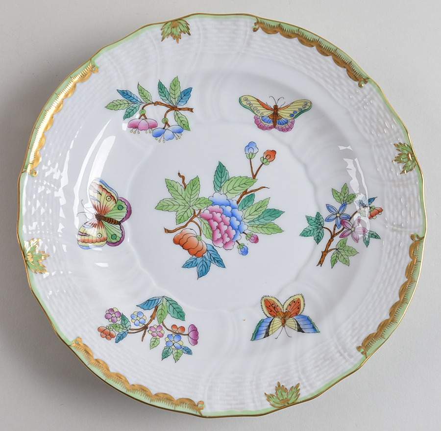 Queen Victoria (Green Border) Luncheon Plate by Herend-1