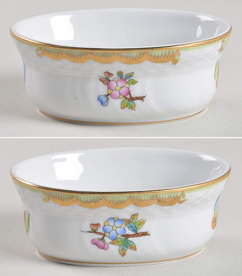 Queen Victoria (Green Border) 3" Mini Bowl by Herend-1