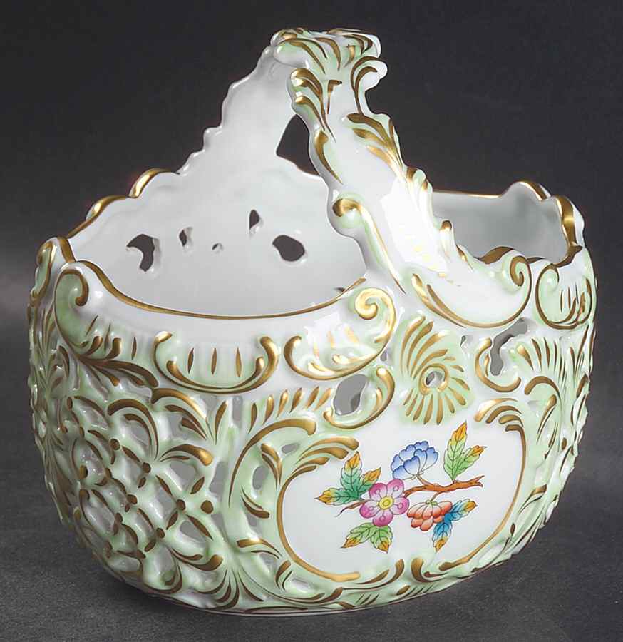 Queen Victoria (Green Border) 5" Oval Pierced Basket by Herend-1