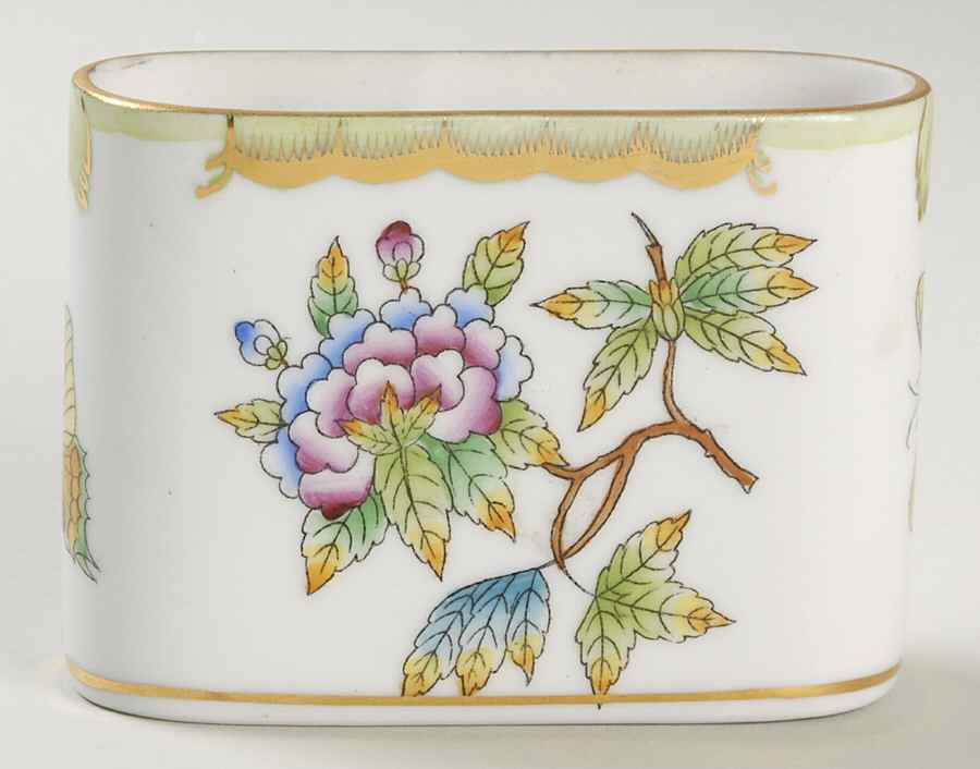 Queen Victoria (Green Border) Cigarette Holder by Herend-1