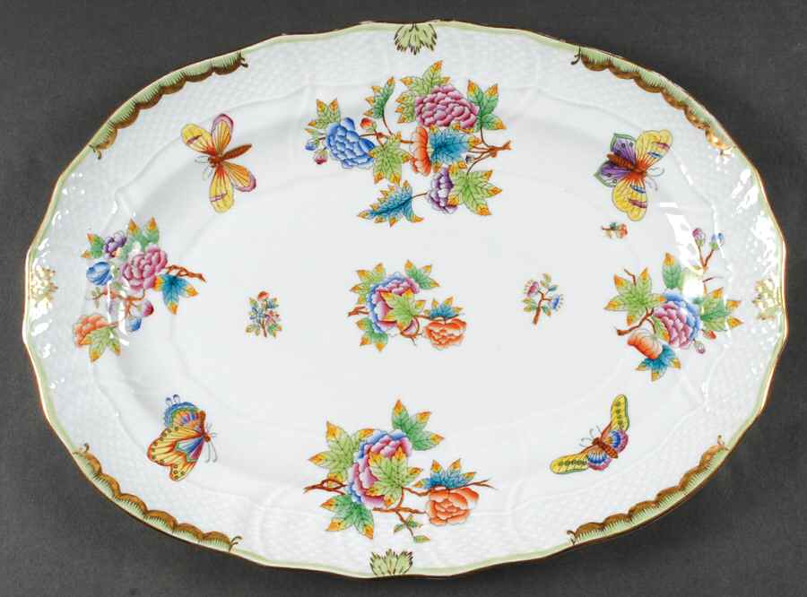 Queen Victoria (Green Border) 15" Oval Serving Platter by Herend-1