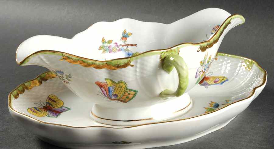 Queen Victoria (Green Border) Gravy Boat with Attached Underplate by Herend-1
