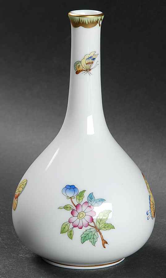 Queen Victoria (Green Border) 5" Bud Vase by Herend-1