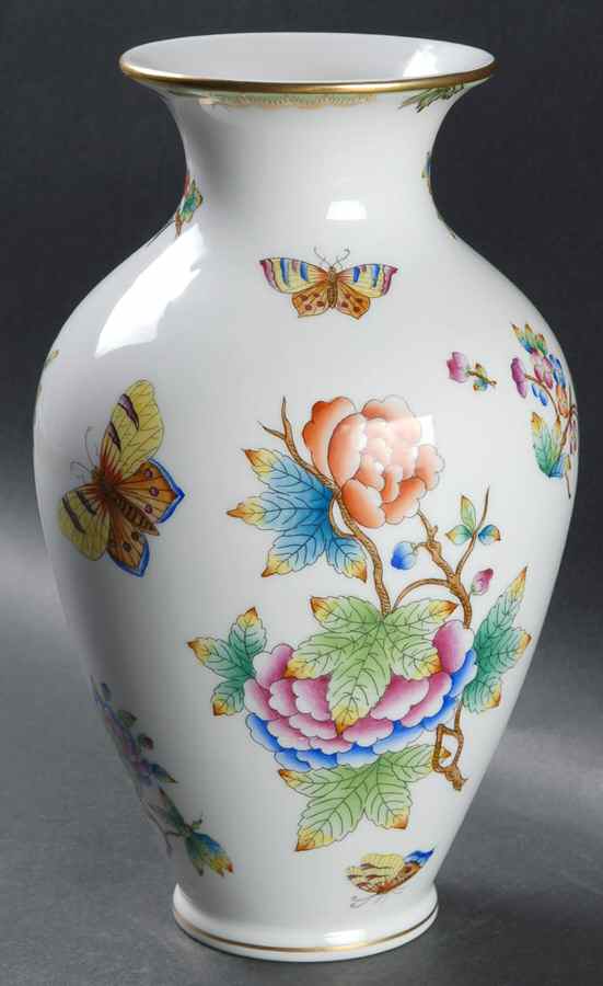 Queen Victoria (Green Border) 9" Vase by Herend-1