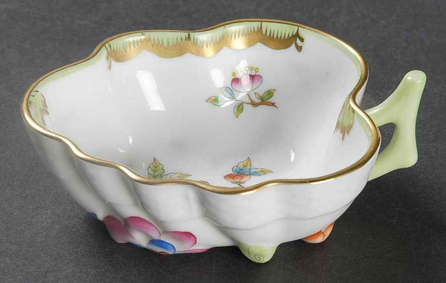 Queen Victoria (Green Border) Small Deep Leaf Dish by Herend-1