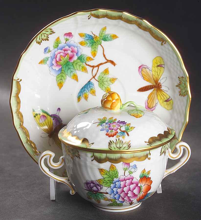 Queen Victoria (Green Border) Cream Soup Bowl & Saucer Set with Lid by Herend-1