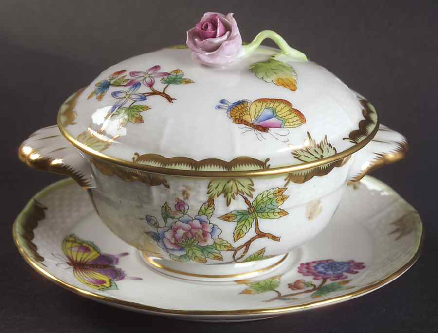 Queen Victoria (Green Border) Bouillon Soup & Saucer with Lid by Herend-1