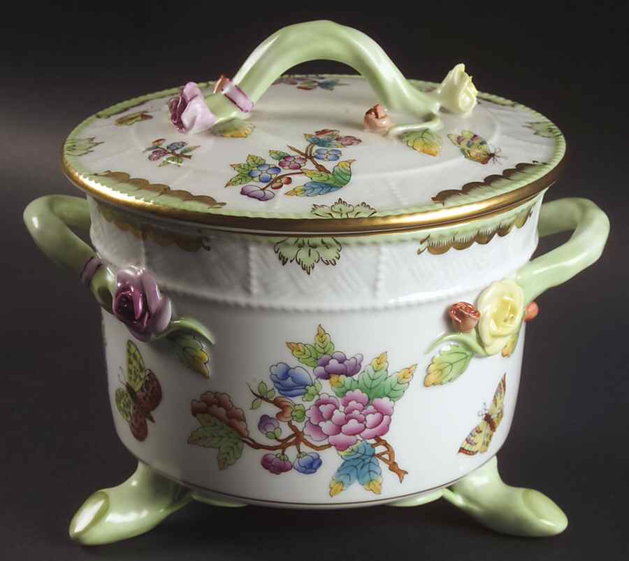 Queen Victoria (Green Border) Biscuit Box & Lid by Herend-1
