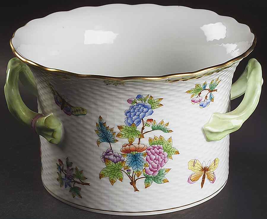 Queen Victoria (Green Border) 6" Cachepot by Herend-1