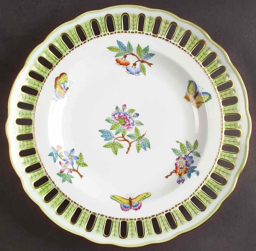 Queen Victoria (Green Border) 9" Pierced Plate by Herend-1