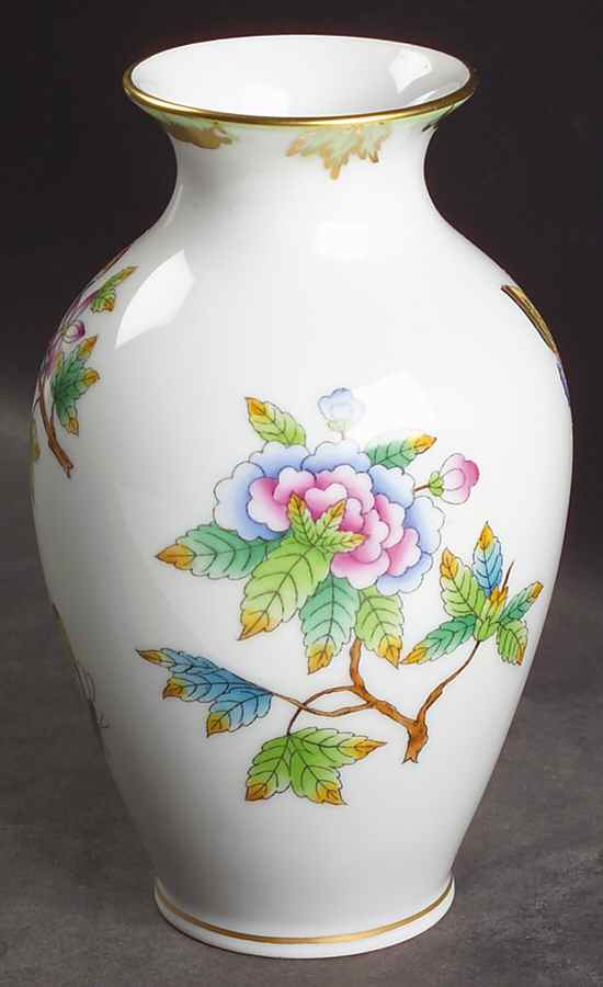 Queen Victoria (Green Border) 5" Vase by Herend-1