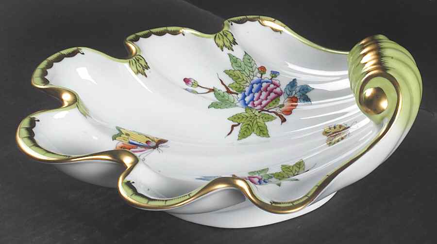 Queen Victoria (Green Border) Shell Shaped Dish by Herend-1