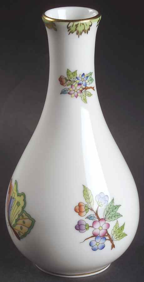 Queen Victoria (Green Border) 6" Bud Vase by Herend-1