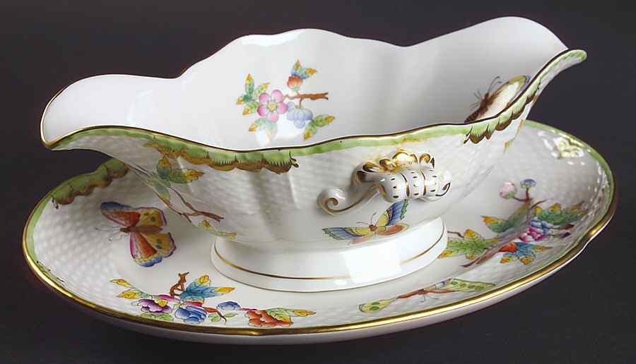 Queen Victoria (Green Border) Open Sauce Boat & Underplate by Herend-1