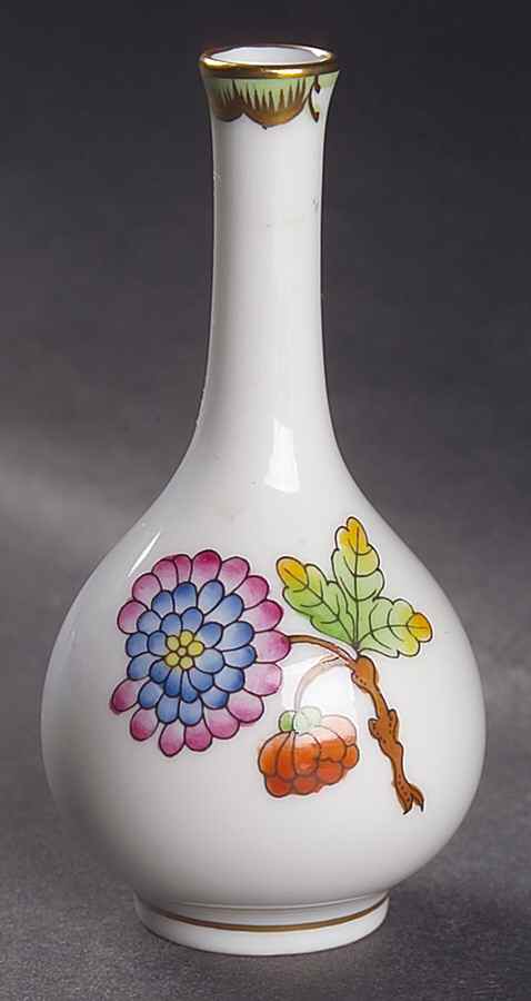 Queen Victoria (Green Border) 3" Bud Vase by Herend-1