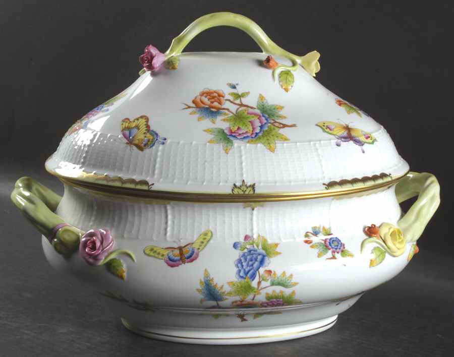 Queen Victoria (Green Border) Oval Tureen & Lid by Herend-1