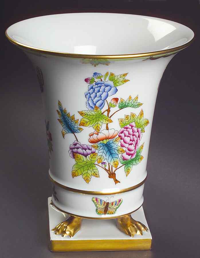 Queen Victoria (Green Border) 7" Claw Footed Urn Vase by Herend-1