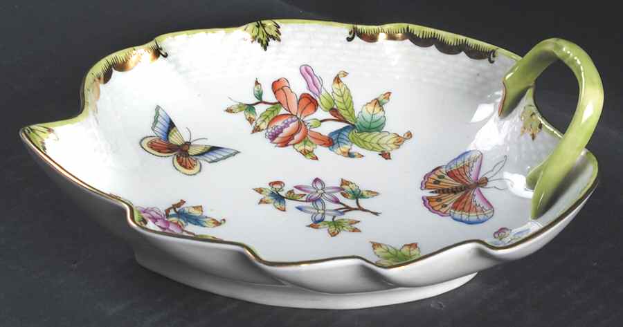 Queen Victoria (Green Border) Leaf Shaped Dish by Herend-1