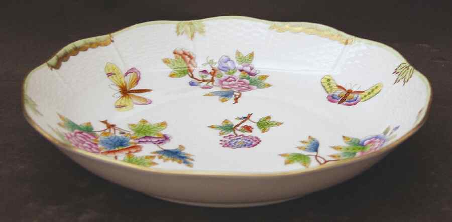 Queen Victoria (Green Border) 9" Round Vegetable Bowl by Herend-1