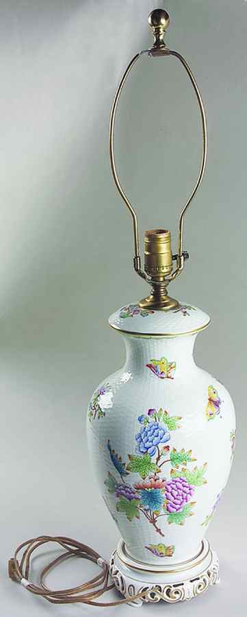 Queen Victoria (Green Border) 30" Electric Lamp No Shade by Herend-1