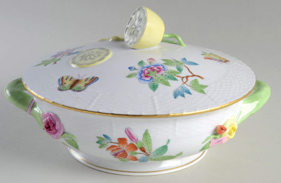Queen Victoria Older (VA) Round Covered Vegetable by Herend-1