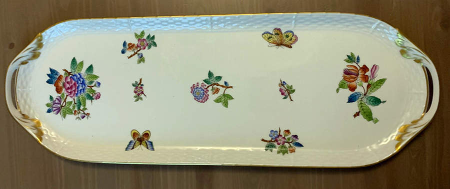 Queen Victoria Older (VA) 19" Oblong Tray by Herend-1