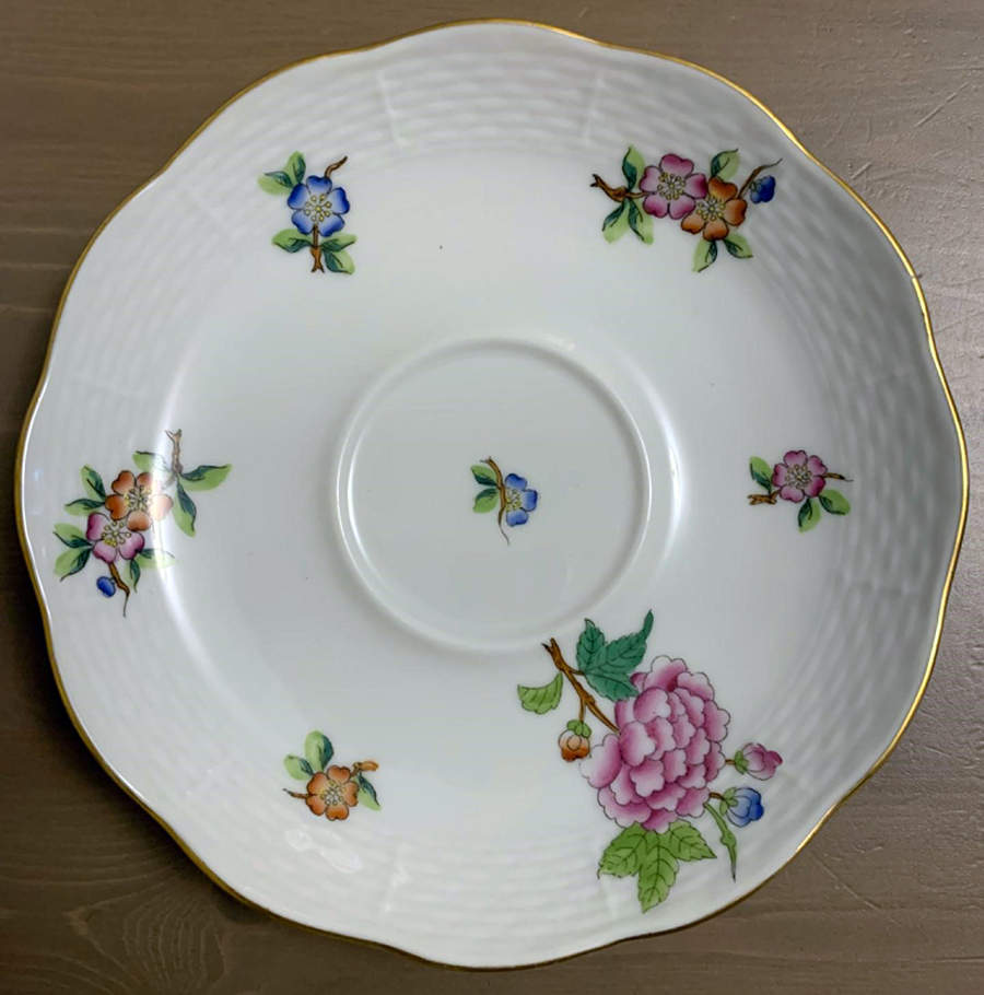 Queen Victoria Older (VA) Saucer by Herend-1