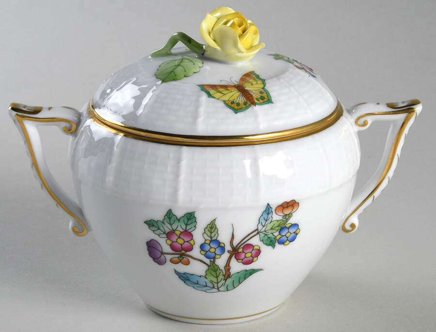 Queen Victoria Older (VA) Sugar Bowl & Lid by Herend-1
