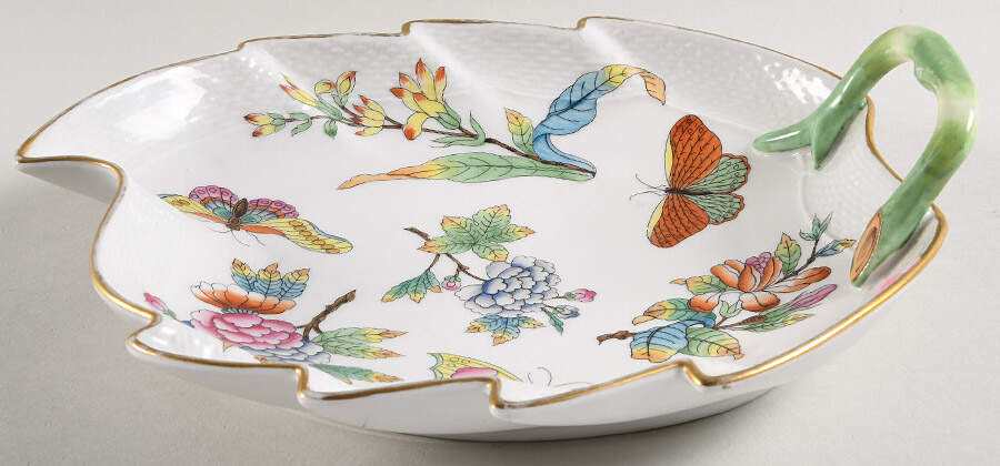 Queen Victoria Older (VA) 9" Leaf Dish by Herend-1