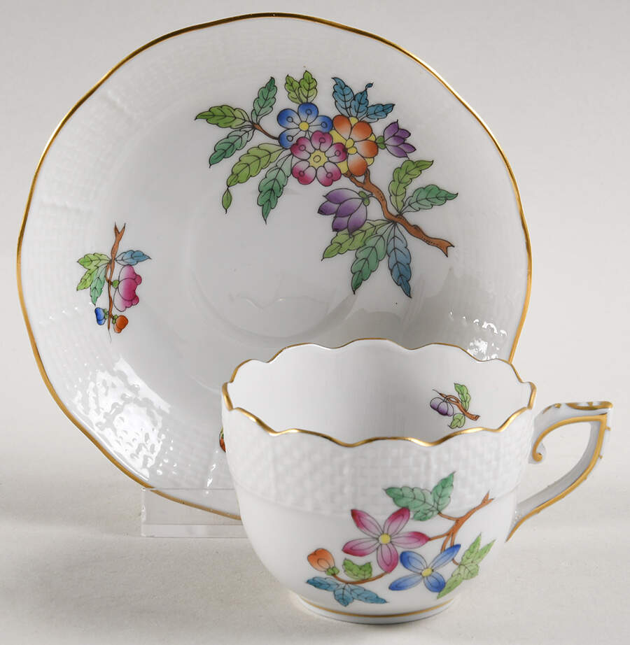 Queen Victoria Older (VA) Flat Demitasse Cup & Saucer Set by Herend-1