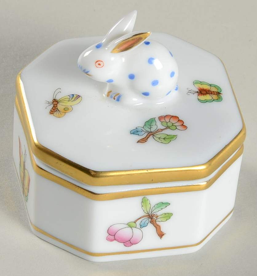 Queen Victoria Older (VA) Small Household Box by Herend-1