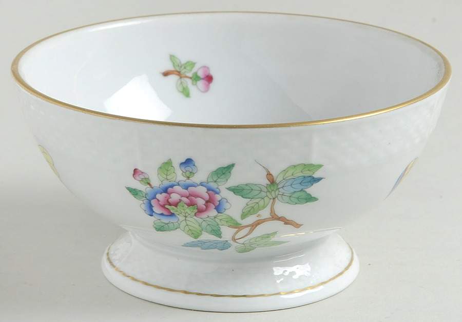 Queen Victoria Older (VA) Footed Dessert Bowl by Herend-1