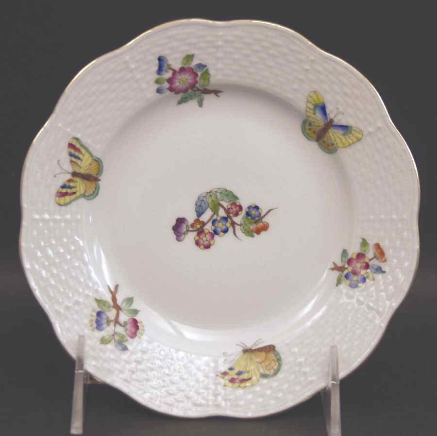 Queen Victoria Older (VA) Bread & Butter Plate by Herend-1