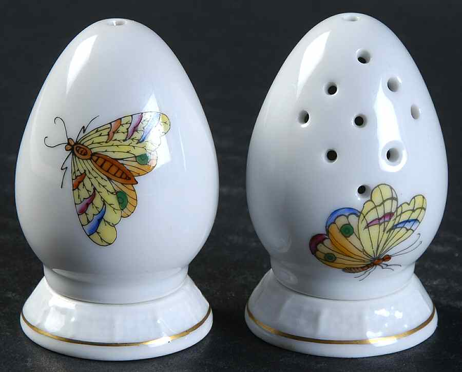 Queen Victoria Older (VA) Salt & Pepper Set with Ceramic Stoppers by Herend-1