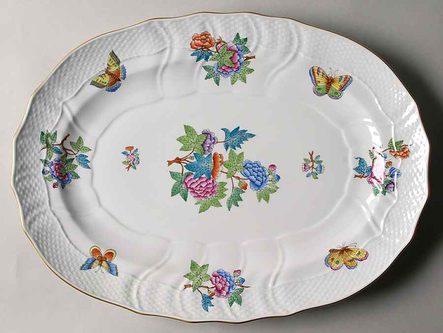 Queen Victoria Older (VA) 15" Oval Serving Platter by Herend-1