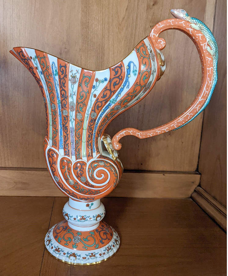 Red Dynasty (G) 34 Oz Pitcher by Herend-1