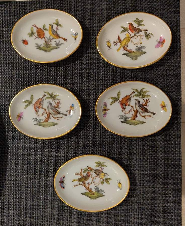 Rothschild Bird (RO) 3' Oval Ashtray by Herend-1