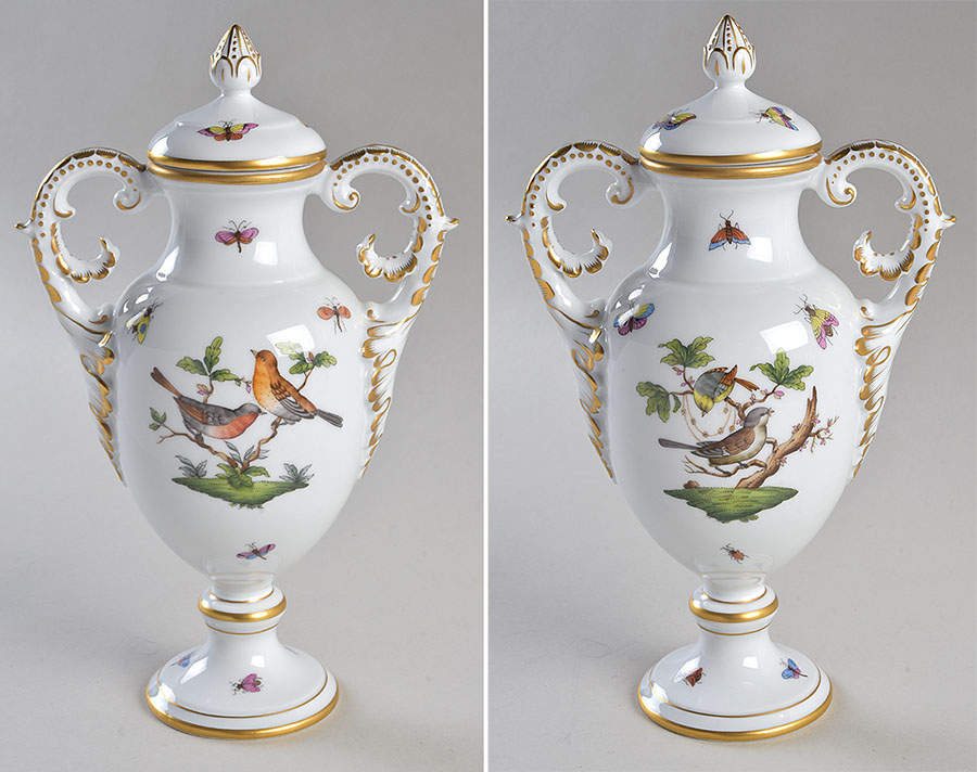Rothschild Bird (RO) 10'' Footed Urn with Lid by Herend-1