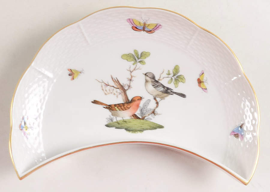 Rothschild Bird (RO) Crescent Salad Plate by Herend-1