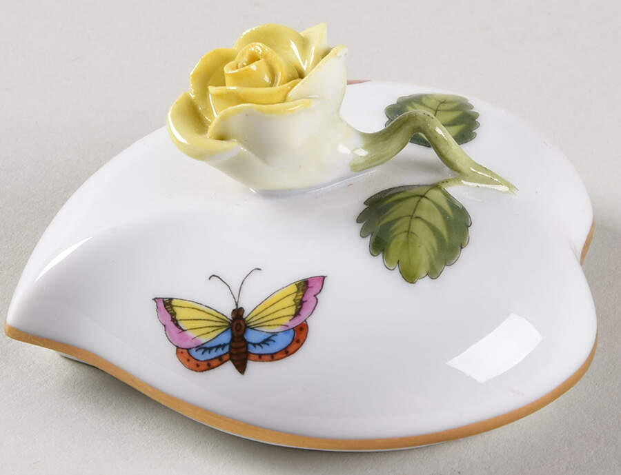 Rothschild Bird (RO) Lid for 3" #6004 Heart Shape Box by Herend-1